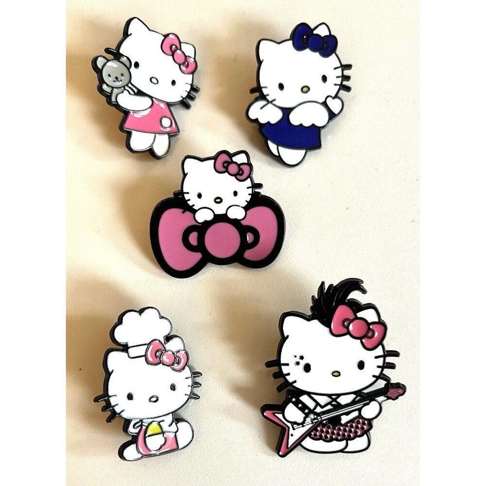 Hello Kitty Pin Set Of 5